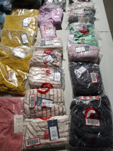 Load image into Gallery viewer, BOX 865 Women's Spring / Summer Apparel x 86 pcs - NEW