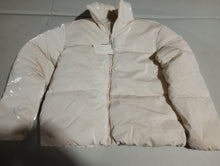 Load image into Gallery viewer, BOX 892 Women's Assorted Apparel x 29 pcs - NEW