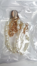 Load image into Gallery viewer, SL-043 Women&#39;s Necklaces x 20 pcs - NEW - SMALL LOT
