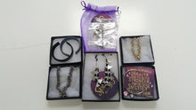 Load image into Gallery viewer, BOX 504 Women&#39;s Mixed Jewelry by SpunkySoul x 32 pcs - NEW
