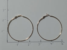 Load image into Gallery viewer, BOX 775 Women&#39;s Hoop Earrings (3 pairs)  x 100 packs - BRAND NEW

